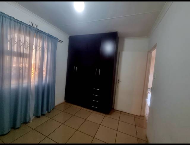 2 BEDROOM HOUSE TO LET IN UMHLATHUZE